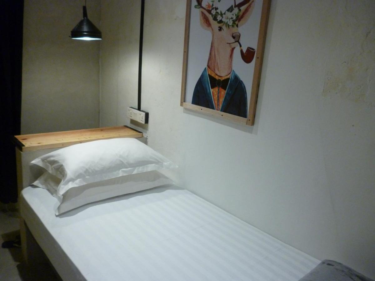 Ola Hostel Malacca Exterior photo